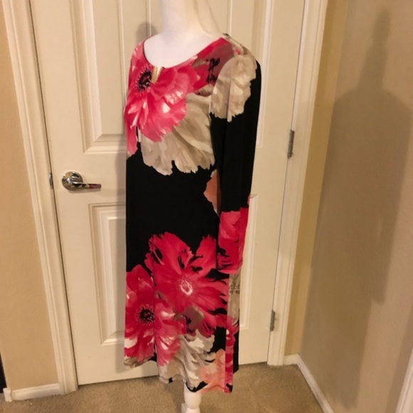 ❤️HostPick💚Calvin Klein floral pink and black floral small dress - Picture 3 of 7